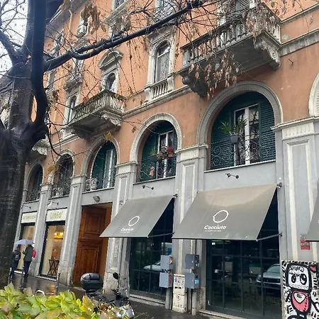 Chicchi House * ميلان