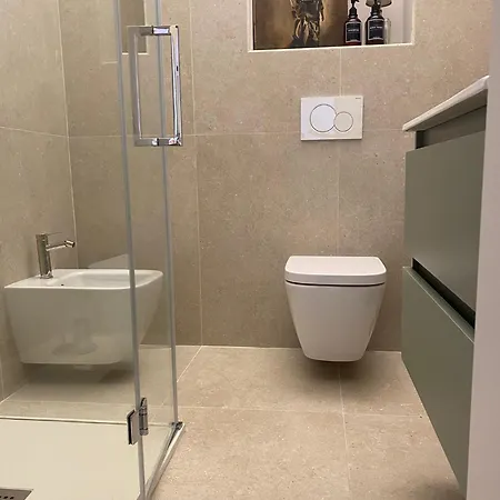 Chicchi House Milan